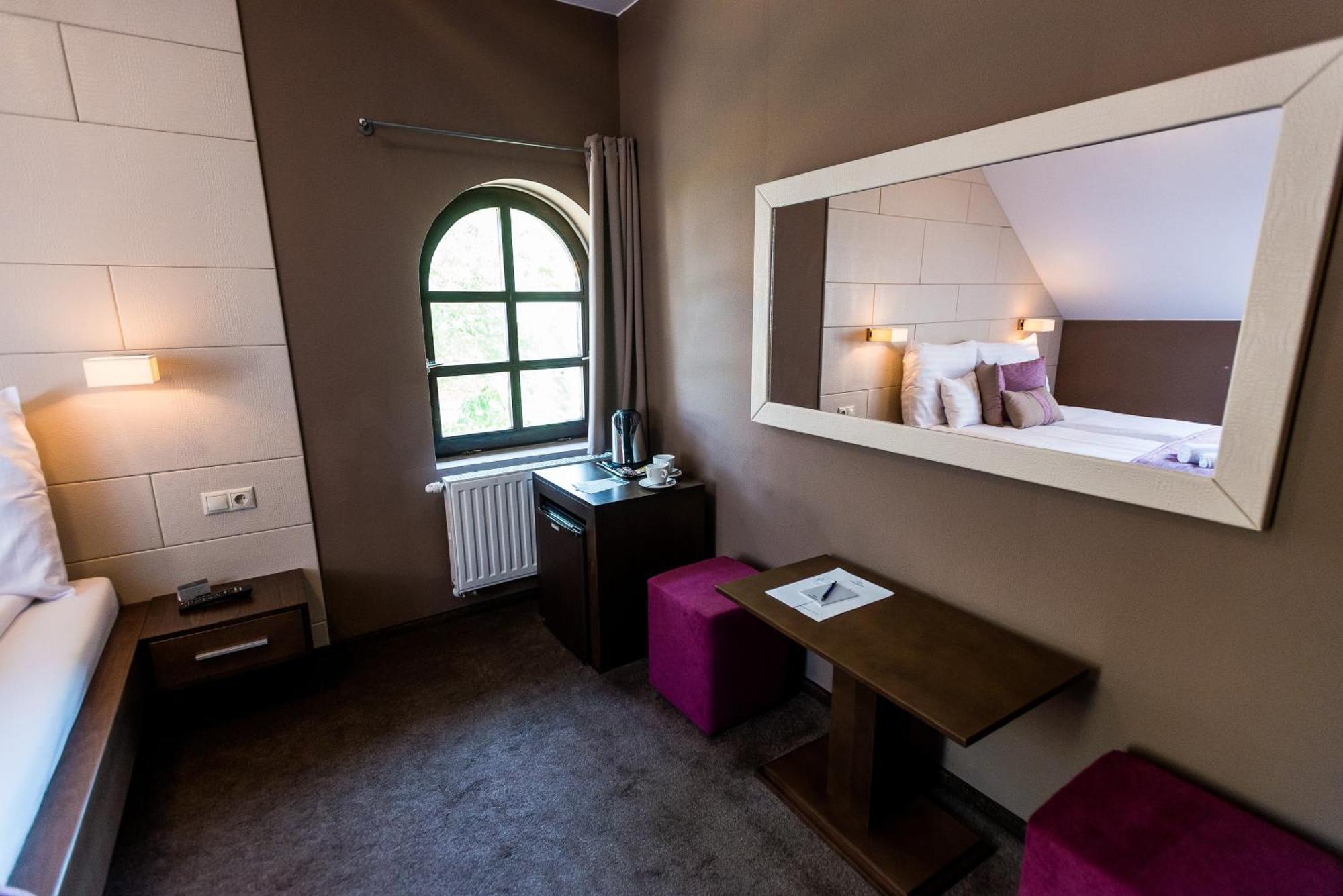 Hotel Fuerdohaz Nyiregyhaza Room photo